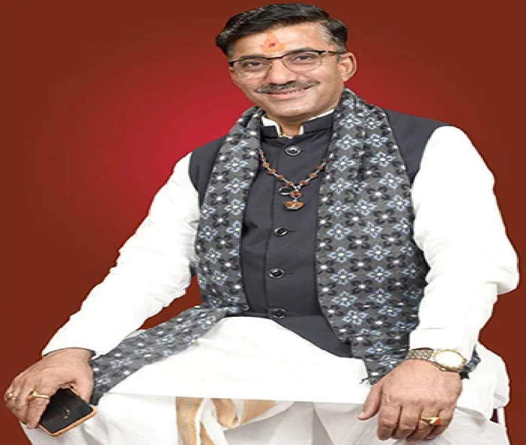 Astrologer Pandit Purshotam Gaur
